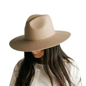 GIGI PIP Emma Tan Wide Brim‎ Beige Western Fedora Hat Size M/L